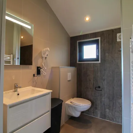 Κάμπινγκ Nieuw!! De Luxe 4 Persoons Met Airco Oorsbeek
