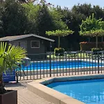Nieuw!! Chalet De Luxe 4 Persoons Met Airco אתר קמפינג *
