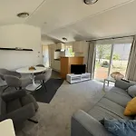 Nieuw!! Chalet De Luxe 4 Persoons Met Airco * Oorsbeek
